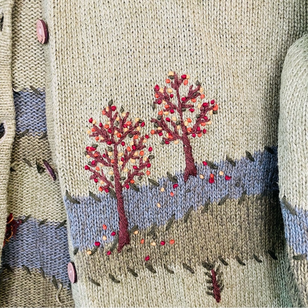 Timberlea Green Embroidered Ramie Cotton Autumn Cottagecore Cardigan | Large - Picture 5 of 5